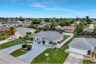 317 SE 18th Ter, Cape Coral, FL 33990 - Photo 3