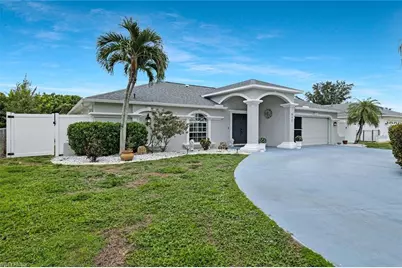 317 SE 18th Ter, Cape Coral, FL 33990 - Photo 5