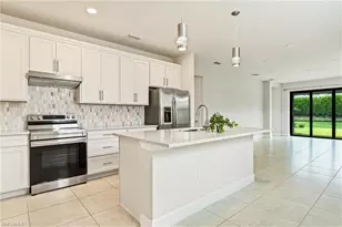 2244 Yellowfin Cir, Naples, FL 34114 - Photo 7