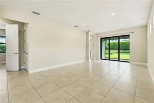 2244 Yellowfin Cir, Naples, FL 34114 - Photo 5