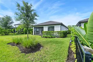 2244 Yellowfin Cir, Naples, FL 34114 - Photo 27