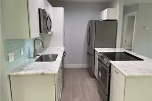536 101st Ave N, Naples, FL 34108 - Photo 3
