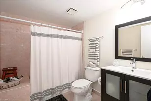 135 Cypress Way E, Naples, FL 34110 - Photo 25