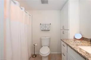 135 Cypress Way E, Naples, FL 34110 - Photo 23