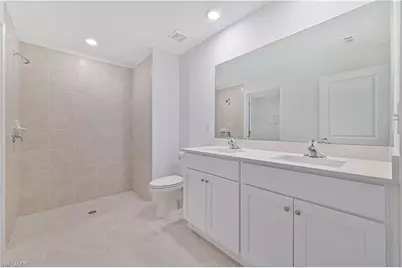 2901 SW 18th Pl, Cape Coral, FL 33993 - Photo 5
