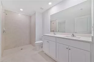 2901 SW 18th Pl, Cape Coral, FL 33993 - Photo 5