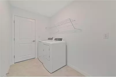 2901 SW 18th Pl, Cape Coral, FL 33993 - Photo 9