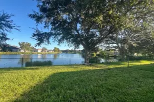 2901 SW 18th Pl, Cape Coral, FL 33993 - Photo 23