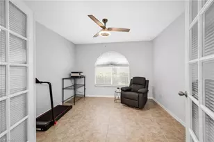 925 New Waterford Dr, Naples, FL 34104 - Photo 23