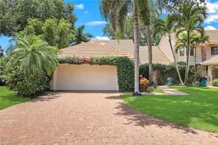 6619 Trident Way, Naples, FL 34108 - Photo 3