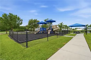 15054 Wildflower Cir, Naples, FL 34119 - Photo 29