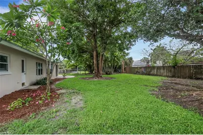4350 23rd Ave SW, Naples, FL 34116 - Photo 23