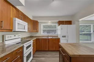 4350 23rd Ave SW, Naples, FL 34116 - Photo 11