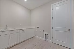 17471 Caravita Ln Ln, Fort Myers, FL 33913 - Photo 25