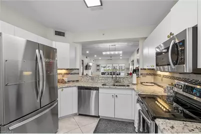 7812 Regal Heron Cir #103, Naples, FL 34104 - Photo 7