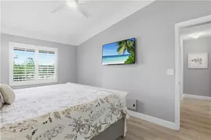 7360 Glenmoor Ln, Naples, FL 34104 - Photo 17