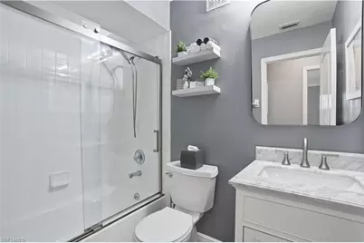 7360 Glenmoor Ln #304, Naples, FL 34104 - Photo 23