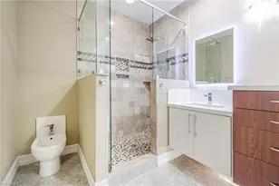 3735 Fieldstone Blvd, Naples, FL 34109 - Photo 15