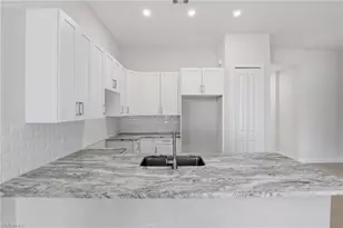 1819 Sunshine Blvd, Naples, FL 34116 - Photo 11