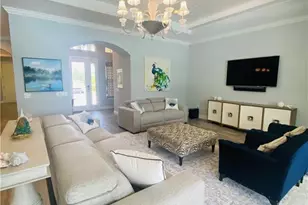 2175 Antigua Ln, Naples, FL 34120 - Photo 9