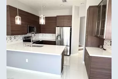 8984 Madrid Cir, Naples, FL 34104 - Photo 5