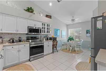 5510 Greenwood Cir #3, Naples, FL 34112 - Photo 11