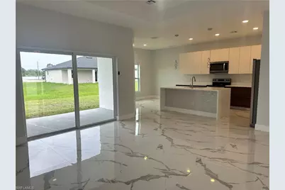 454 Mercedes Ct, Lehigh Acres, FL 33972 - Photo 3