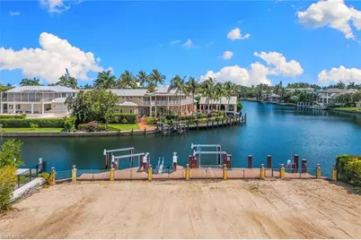 421 21st Ave S, Naples, FL 34102 - Photo 5