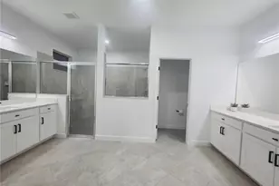 9230 Aqua Overlook Ct, Lehigh Acres, FL 33936 - Photo 7