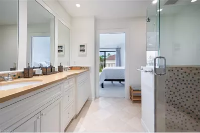 1080 6th St S, Naples, FL 34102 - Photo 27