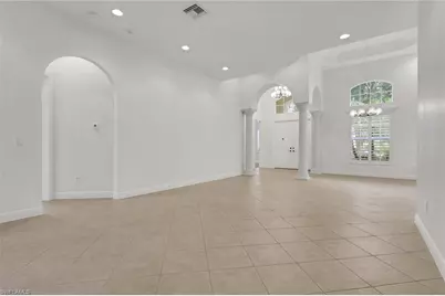 10233 Avonleigh Dr, Bonita Springs, FL 34135 - Photo 7