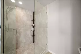 12930 Positano Cir, Naples, FL 34105 - Photo 11