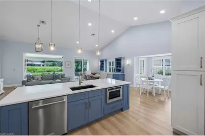 25061 Bay Cedar Dr, Bonita Springs, FL 34134 - Photo 11