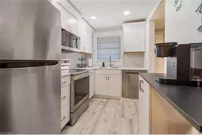 499 Forest Lakes Blvd #105, Naples, FL 34105 - Photo 5