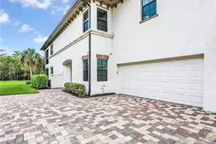 16356 Viansa Wy, Naples, FL 34110 - Photo 3