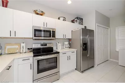 200 Vintage Cir #103, Naples, FL 34119 - Photo 5