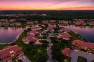 2650 Creek Ln, Naples, FL 34119 - Photo 7