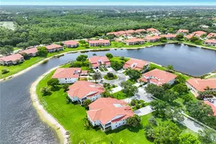 2650 Creek Ln, Naples, FL 34119 - Photo 9