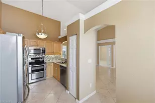 2650 Creek Ln, Naples, FL 34119 - Photo 17
