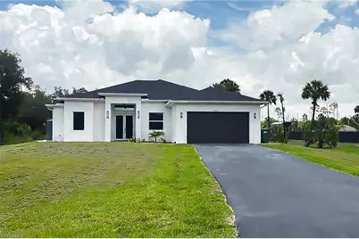 3335 16th Ave SE, Naples, FL 34117 - Photo 3