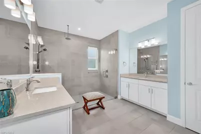 2078 Grove Dr, Naples, FL 34120 - Photo 11