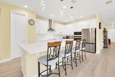 2078 Grove Dr, Naples, FL 34120 - Photo 5