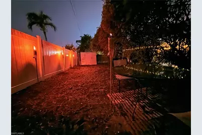 690 95th Ave N, Naples, FL 34108 - Photo 25