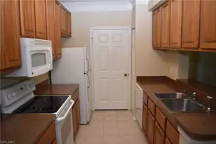 11520 Villa Grand, Fort Myers, FL 33913 - Photo 3
