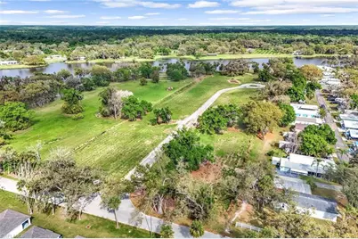 1050 Shady Oaks Ave, Labelle, FL 33935 - Photo 3