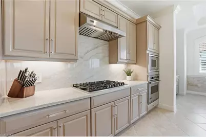 2543 Marquesa Royale Ln #4-302, Naples, FL 34109 - Photo 9