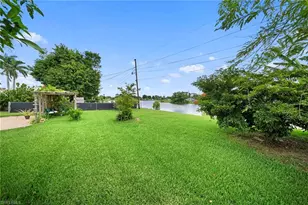 803 Monet St, Lehigh Acres, FL 33936 - Photo 35