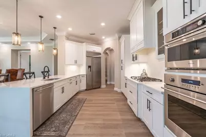 16375 Viansa Way #102, Naples, FL 34110 - Photo 11