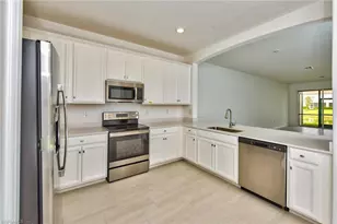 2591 Vine Ave, Naples, FL 34120 - Photo 7
