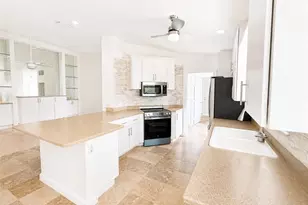 28869 Vermillion Ln, Bonita Springs, FL 34135 - Photo 5